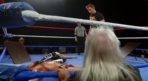 𝙒𝙍𝙊𝙉𝙂 𝙈𝙊𝙑𝙀, 𝙆𝙀𝙍𝙍𝙔!At the insistence of his father @RealRickyMorton, @RealKerryMorton has just done the unthinkable.The new era of 𝙉𝙒𝘼 𝙋𝙊𝙒𝙀𝙍𝙍𝙍 continues for FREE every Saturday on @WatchComet at 4PM ET / 3PM CT / 4PM PT and again at Midnight.