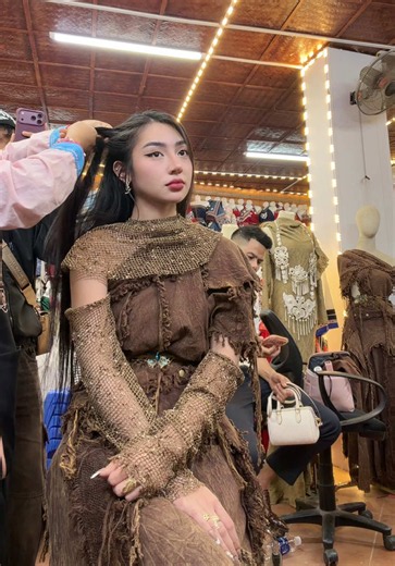 Vietnam Traditional Photoshoot & Airbnb Tour with Lex Bedonia 🤎🇻🇳