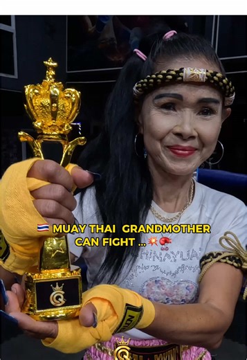 51-Year-Old Muay Thai Fighter… AND Model 👑🥊📸 Strength and elegance in one contender. 👑💖🥊 In Combat Queenz, women prove that power and beauty can exist together. This fighter shows her Muay Thai skills in the gym and then steps in front of the camera with confidence 💪📸✨ From punches and kicks to poses and style … this is what a true Combat Queenz contender looks like 👑🔥 © Combat Queenz™ All rights reserved. #muaythai #kickboxing #boxing🥊 #thailand🇹🇭 #womenempowerment muay thai fighte