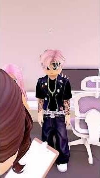 I Joined a School for YouTubers🌺🎥#roblox #berryavenue #brookhaven