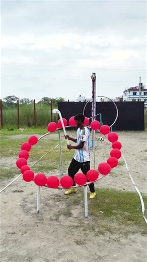 Epic Football Balloon Pop Challenge Across Different Levels!