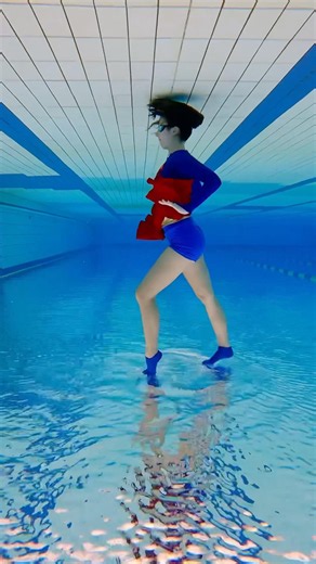 You Asked For It: Underwater Moonwalk 🕴🏻