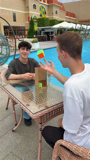 🌀Impossible Rubik's Cube – The Flip You Missed#rubikscube #magic