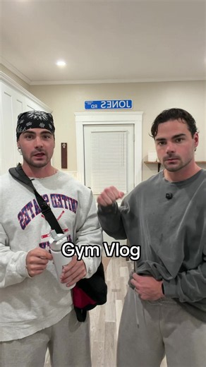 Twin Gym Vlog: Getting in Shape for Fall & A Funny Challenge