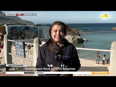 Day of Goodwill | Beachgoers flock to SA's beaches