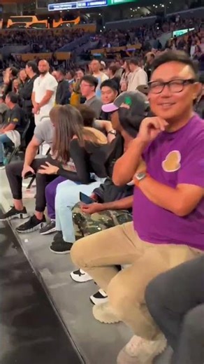 A gift from the birthday boy🎁 LeBron made this young fan's day! ❤️ (Via theschoellerfamily/IG)