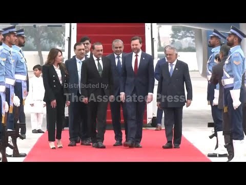 US and Iranian delegations arrive in Pakistan for talks