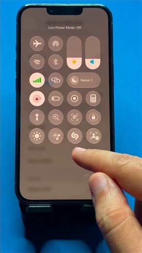 Most iPhone users miss these hidden iPhone features 😱 #shorts