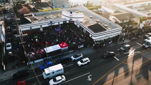 The Neighborhood Nip Foundation held their first toy giveaway “Christmas on Slauson,” gifting over 7,000 toys & 650 bikes to more than 1,000 families ahead of this year’s Christmas holiday. “The highest human act is to inspire…” -Nipsey Hussle | Roc Nation