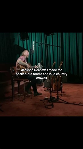 Jackson Dean in his element—that's what a sold-out room looks like