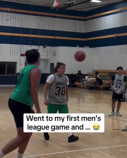 Oh no 😂 (via @landonverdin) #espnsocial #basketball #funny #fail | basket ball