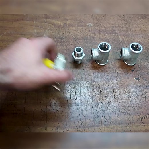 DIY Vacuum Pump And Chamber | Black Beard Projects