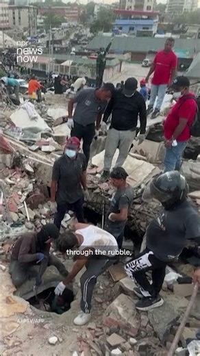 Search for survivors continues after earthquakes in Venezuela