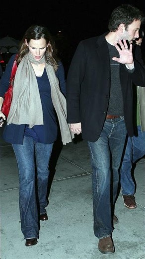 Jennifer Garner & Ben Affleck After Dinner at The Ivy Santa Monica, 2008