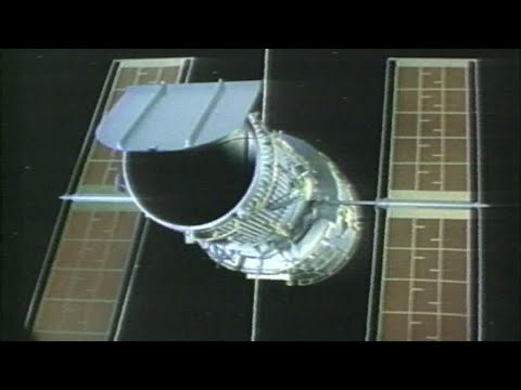 From 1990: Preparing to launch the Hubble Space Telescope