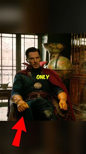 WHY DOCTOR STRANGE WORE GLOVES IN THOR: RAGNAROK!