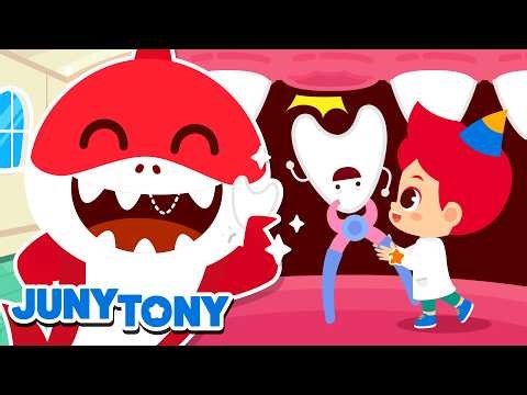 Here Comes The Shark! 🦈 Baby Shark & More | Shark Songs Compilation | JunyTony #animals