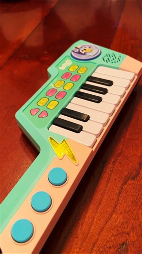 MUSICAL TOY BLUEY KEYTAR#musicaltoys#funtoys#musical