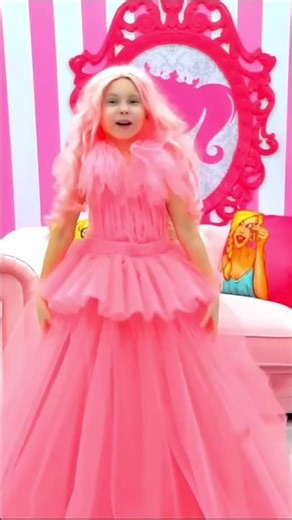 Alice and her new dress like a Barbie #alice #kidssmiletv #barbie #dress