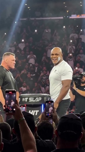 He Walked In With Confidence… But This Slap Changed The Entire Match! 👊🔥