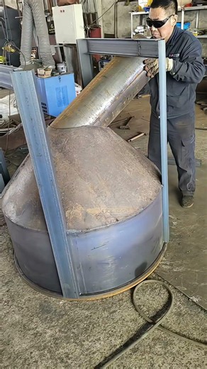 Build Custom Crane Concrete Hopper For Construction Concrete Pouring