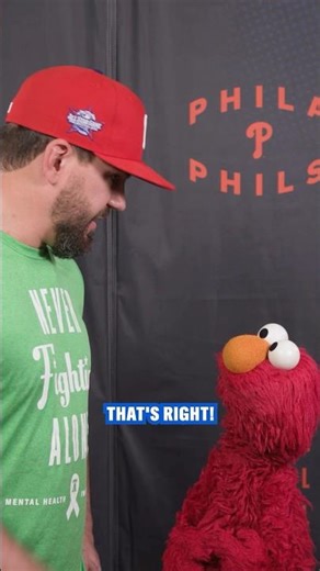 Elmo learns baseball from Mr. Kyle Schwarber!