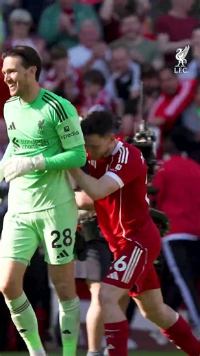 Love for Robbo & Freddie at full-time ❤️