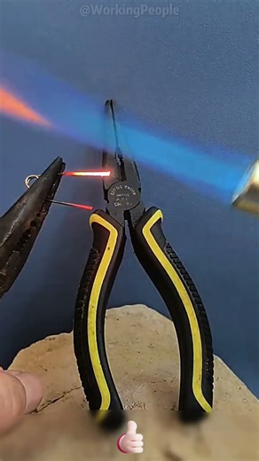 Tutorial on improving pliers tools🔧 with old pins📌, turning waste into practical repair gadgets✨