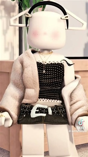 ୨୧ Berry Avenue RP 🍓 | Aesthetic Outfit Codes 4 u -Roblox- ✨