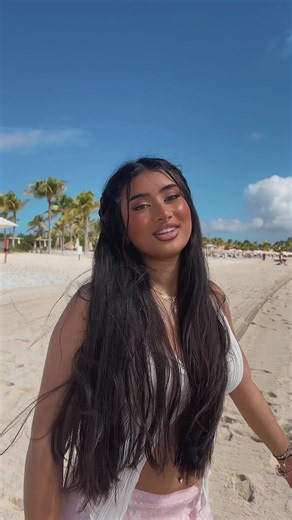 Bahamas travel vlog with camera man — Simran in the Bahamas