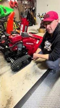 WHICH SNOWBLOWER IS BETTER - THE HONDA HSS724AAT VS. THE ARIENS DELUXE 24