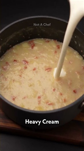 The Ultimate Rich & Creamy New England Clam Chowder 🍲 #clamchowder #soupseason #comfortfood