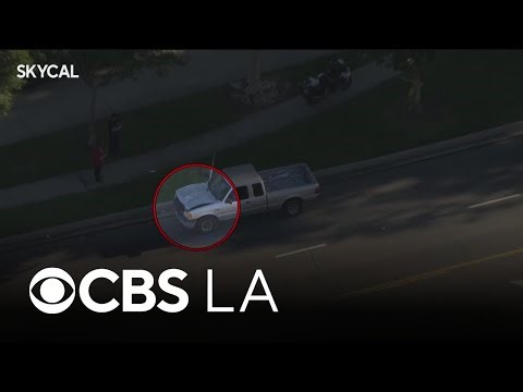 Pedestrian killed in Simi Valley crash