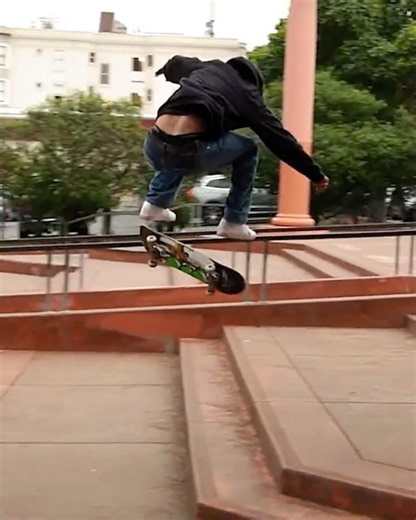 🏟️ Miles Silvas' bs flip at Kezar is HEAVY