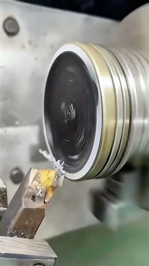 UNBELIEVABLE Way to Clean Carbon Deposits Using a Lathe ⚙️