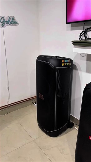 Power On My Biggest JBL Speakers