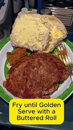 CAR COOKING - QUICK CORNED BEEF HASH #cooking #carcamping #solofemaletravel