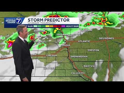 Storm chances tonight around Omaha