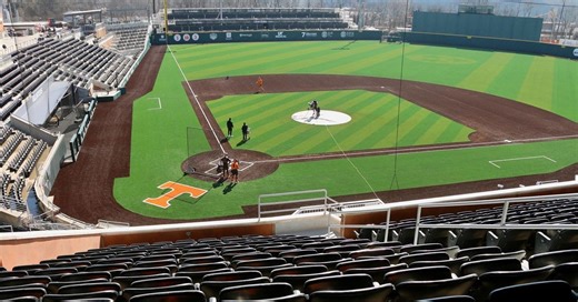 Vols adjust schedule for Alabama series, set to play Friday doubleheader