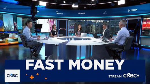 'Fast Money' traders talk what to expect from Walmart earnings