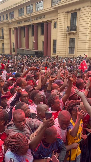 Arsenal Fans in Kenya are not stopping anytime soon. This is today. Damn!!
