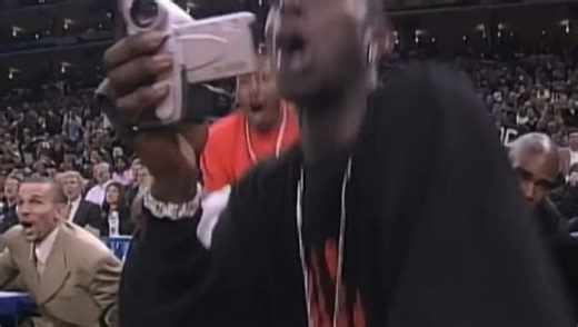 🚨 MARCH IS OFFICIALLY HERE 🚨Since High Point is the best team in North Carolina and secured the 1st upset of the tournament vs Wisconsin. We are giving out 50 Bonus Lineups to random winners who:👍 Like + RT🏀 Reply with your favorite tournament buzzer beater