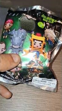 OPENING A ALIENS SERIES 3 FIGURAL BLIND BAG