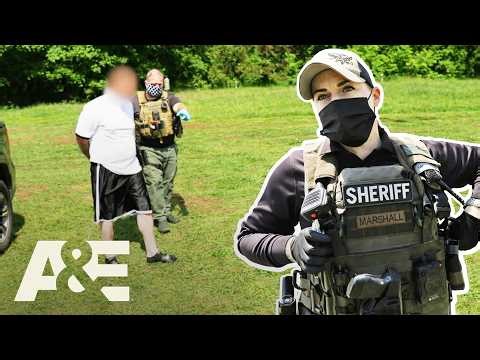 What Officers Find Under a Spare Tire During Traffic Stop | Southern Law | A&E