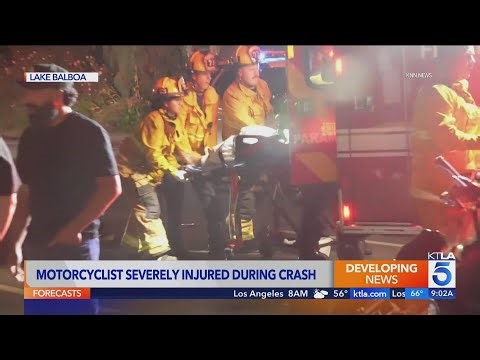 Motorcyclist in critical condition after Lake Balboa crash