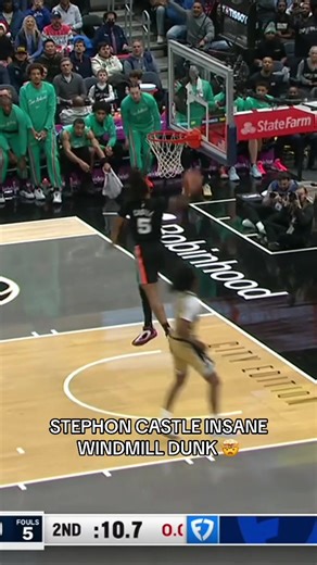 Stephon Castle's Insane Windmill Dunk Highlights