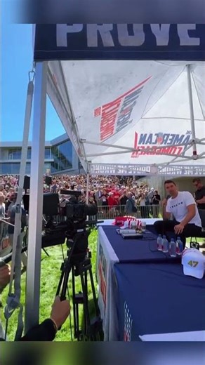 The first stop of the 2025 Fall American Comeback Tour 🔥 #AmericanTour #LiveEvent #onstage