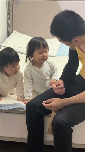 How can he know everything when he is so small?