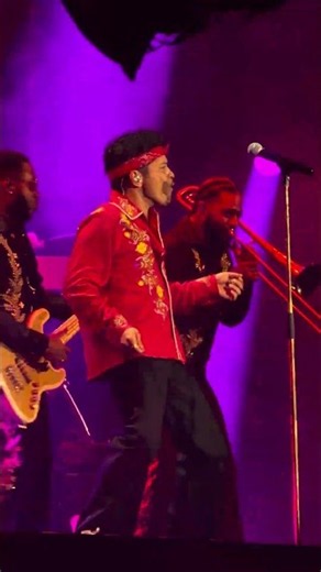 Uptown Funk [Bruno Mars Live in Metlife 8/21/26] #brunomars #concert #nyc ##metlife