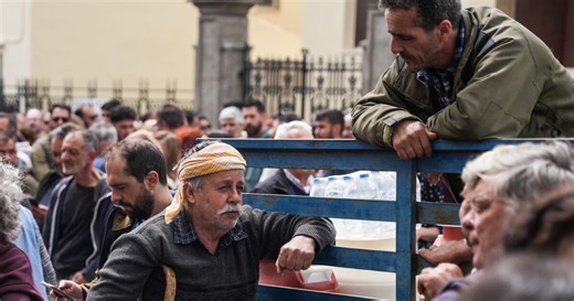 Μυτιλήνη: Ορατές οι ελλείψεις στο νησί, συνεχίζουν τους αποκλεισμούς οι κτηνοτρόφοι - «Καταστρέφεται όλη η Λέσβος, αβέβαιο το αύριο»